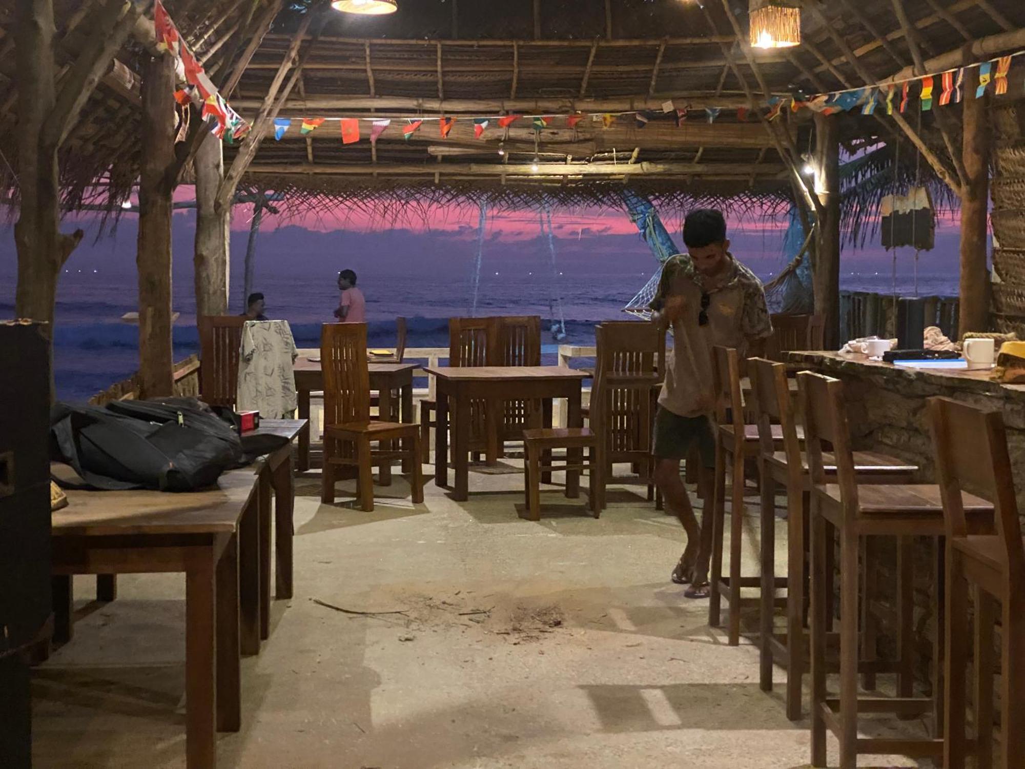 Sapphire Blue Hotel Hikkaduwa Eksteriør billede